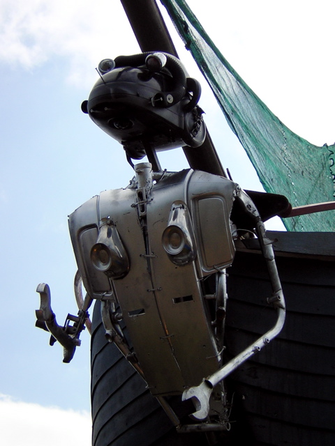 robot figurehead