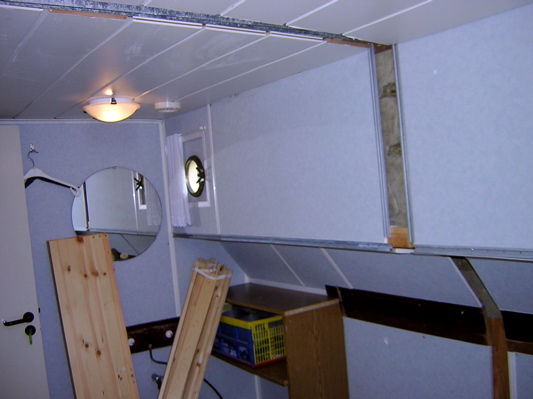 Removal of the first wall in the bunkbed rooms