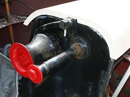 Anchor winch with red ends